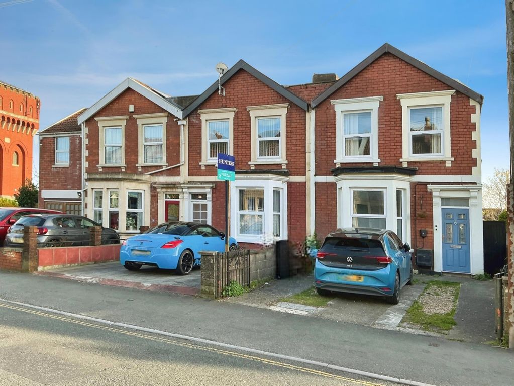 Property photo 1 of 26 Off Street Parking