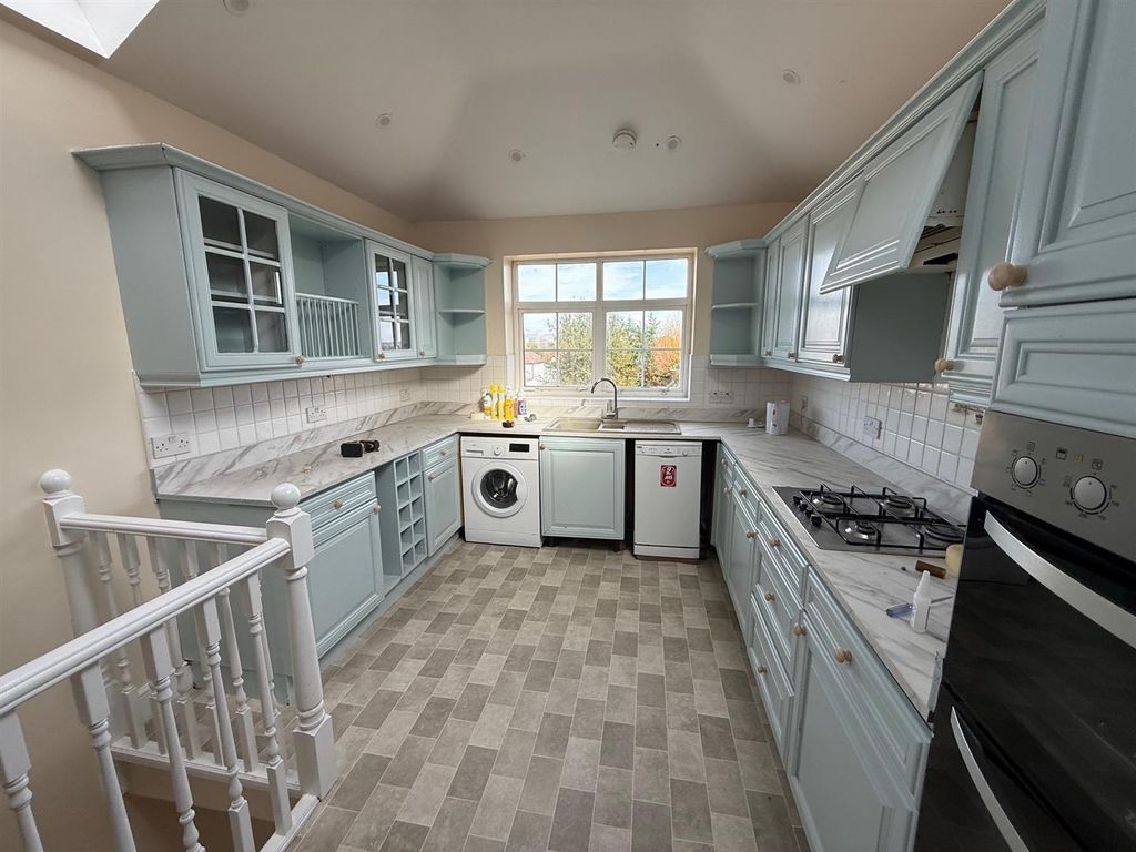 Property photo 2 of 10 4.Jpg