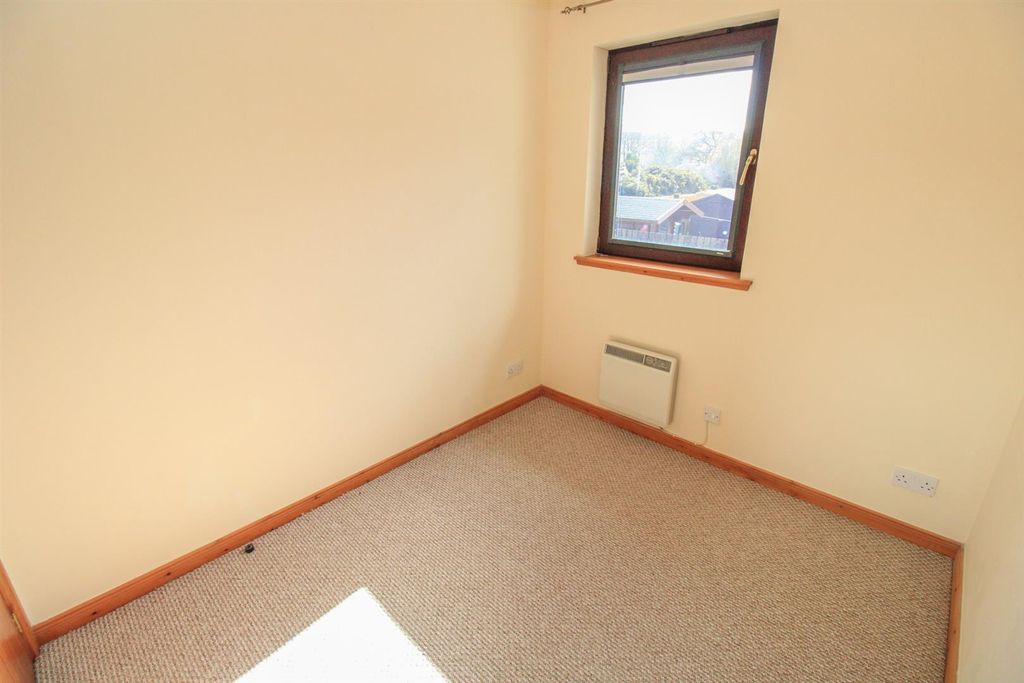 Additional image 12 of 2 bed flat for sale10 Holm Dell Court, Inverness IV2