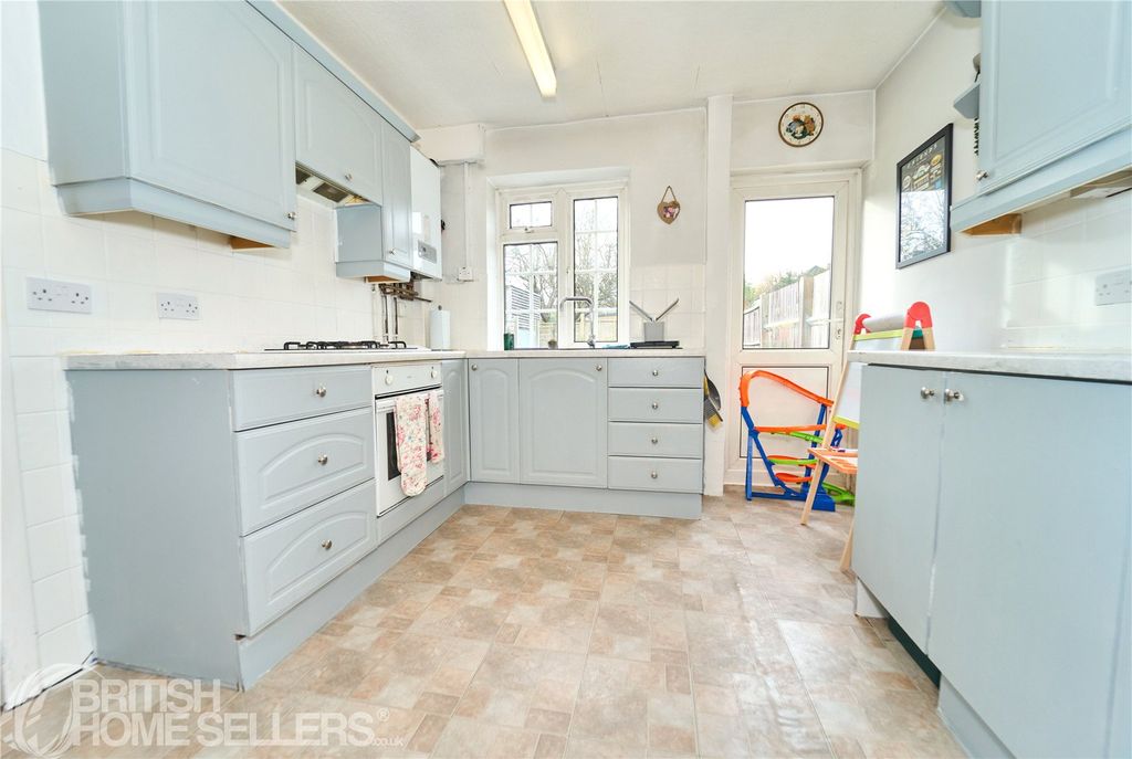 Property photo 2 of 17 Picture No. 10