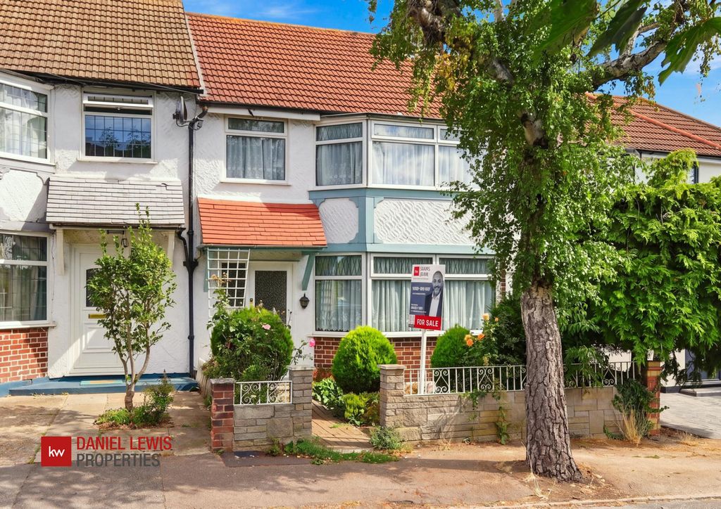 Property photo 1 of 24
