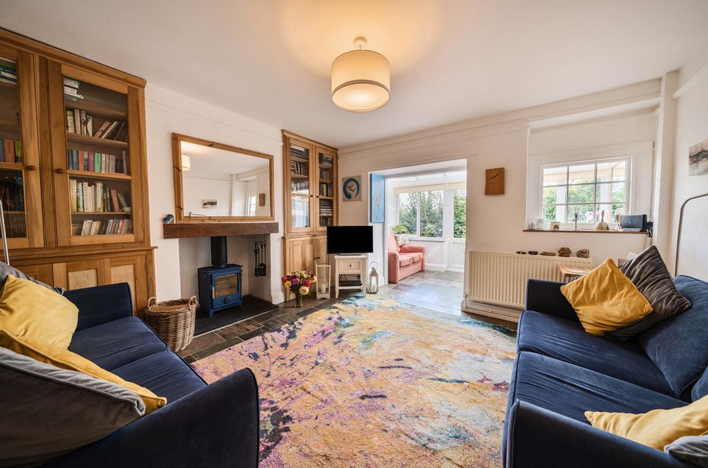 Property photo 3 of 17 Living Room