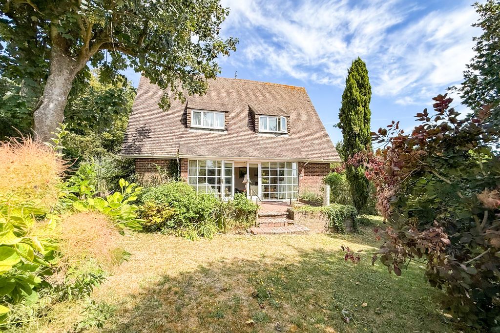 Property photo 2 of 35