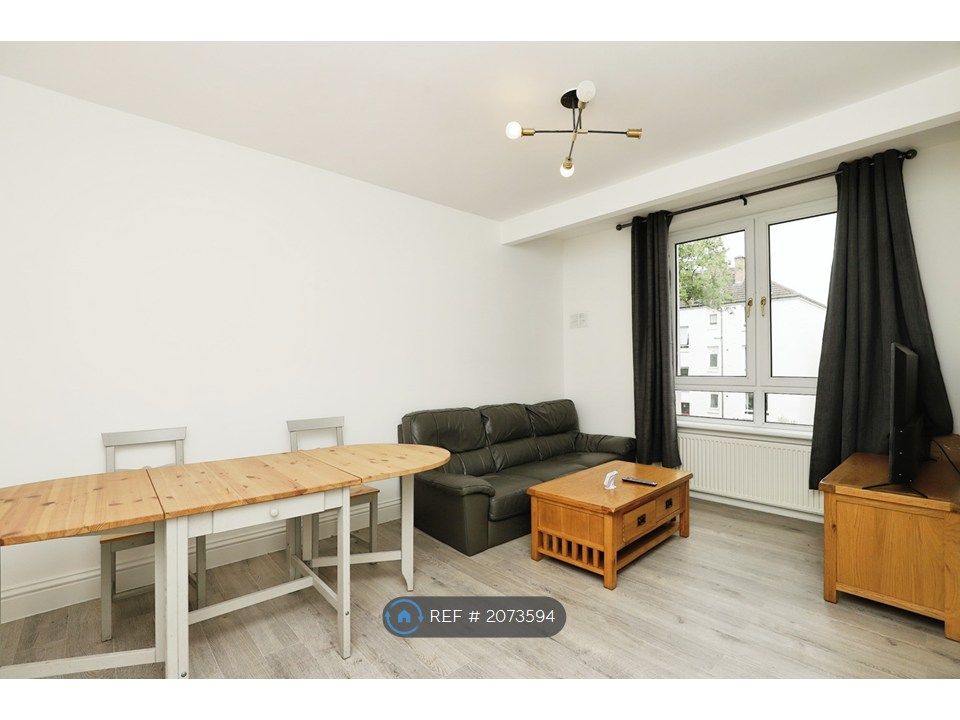 Property photo 2 of 34