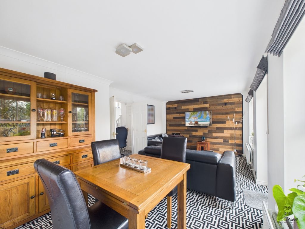 Property photo 3 of 13 Presented By Nicoleta At Ewemove Bexleyheath And D