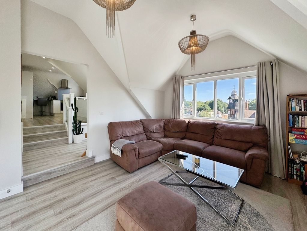 Property photo 2 of 11 Pbox-Img.Jpg