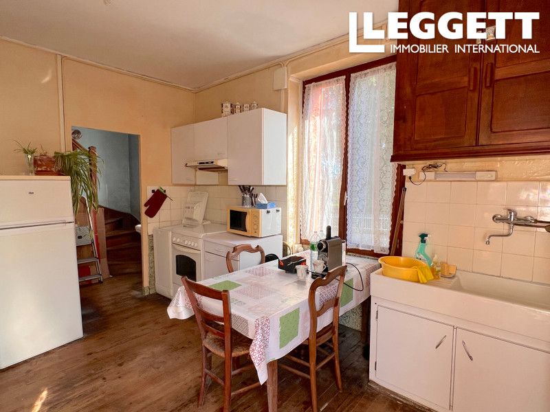Property photo 2 of 10
