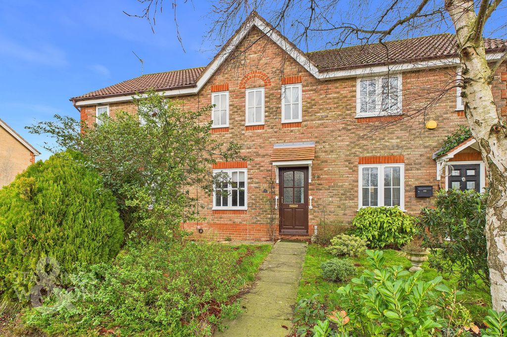 Property photo 1 of 18