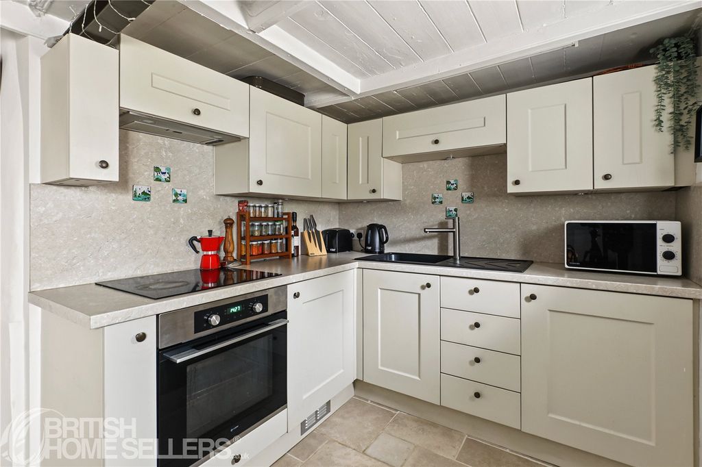 Property photo 2 of 15 2