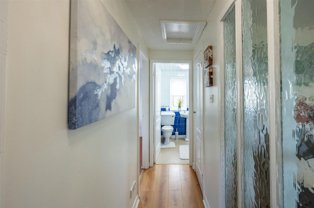 Property photo 3 of 15 Hall.Jpg