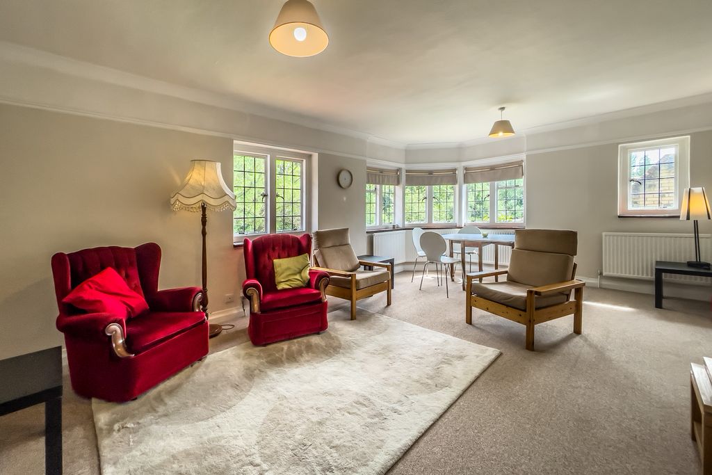 Property photo 2 of 12 Photo 05