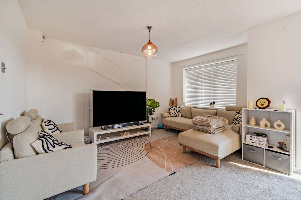 Property photo 2 of 14