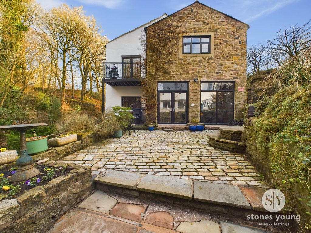 Property photo 1 of 37