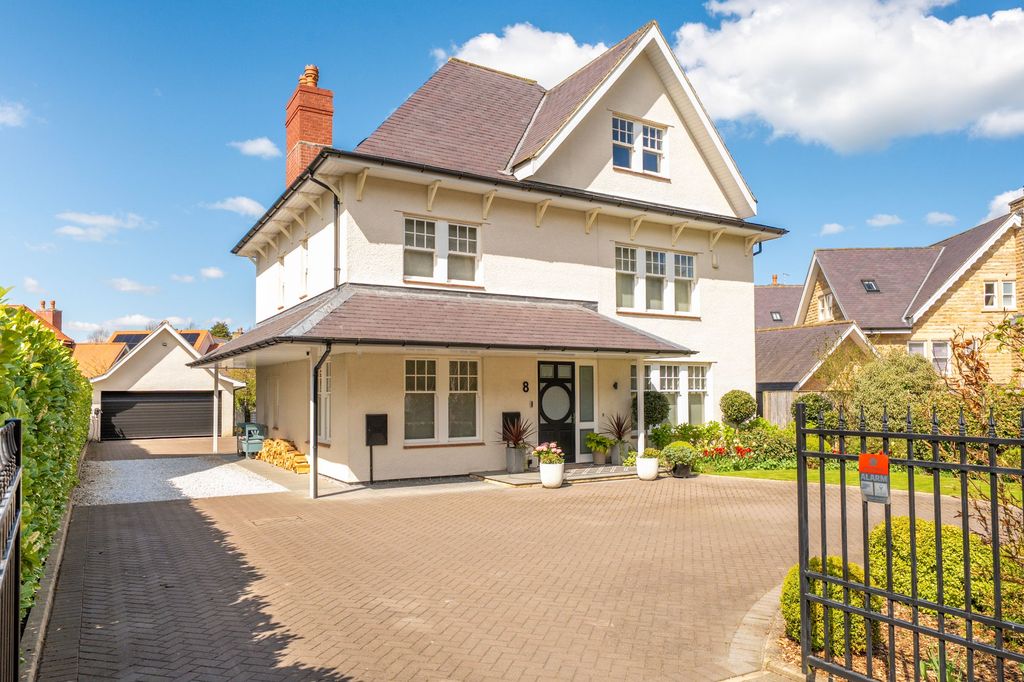 Property photo 1 of 56