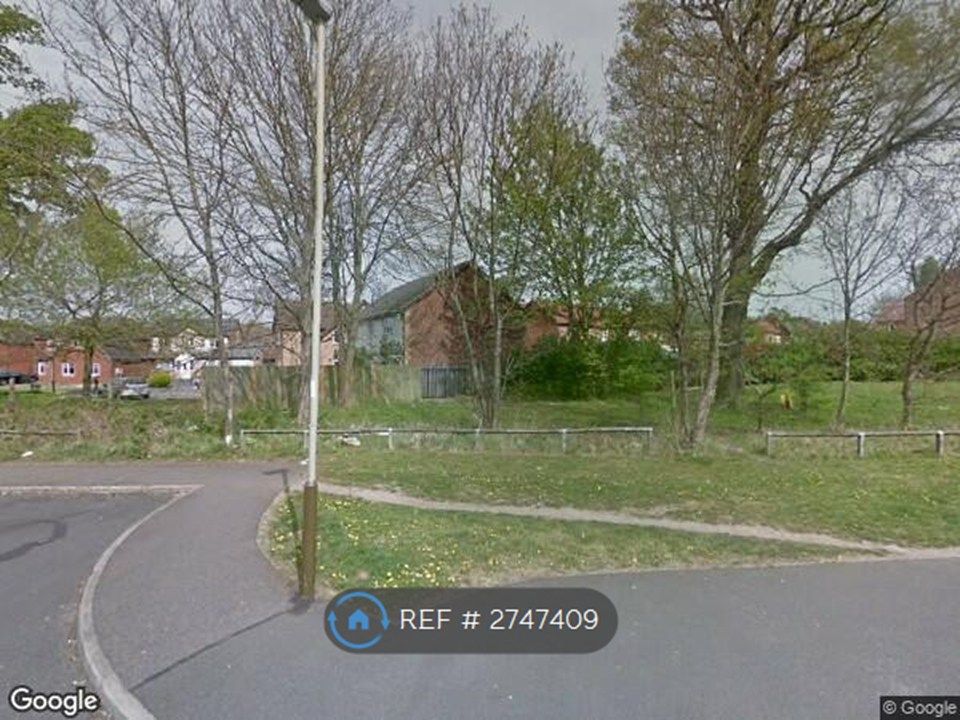 Property photo 2 of 12