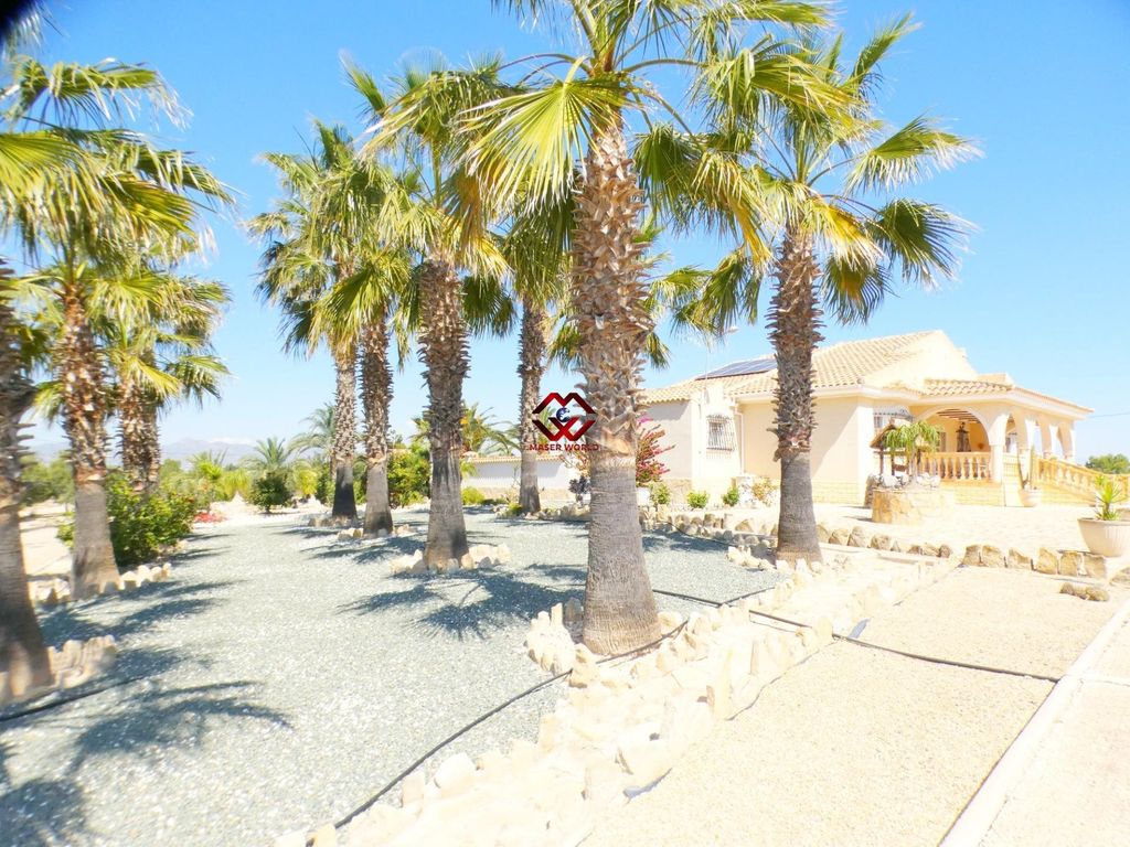 Property photo 1 of 50 Maser World Properties Presents A Magnificent 339 m2 Chalet In The Tranquil Leiva Area Of Mazarrón On A Large 10,000 m2 Plot