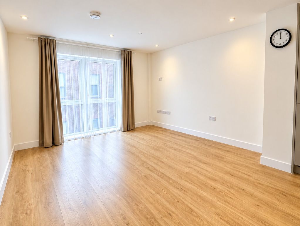 Property photo 1 of 5