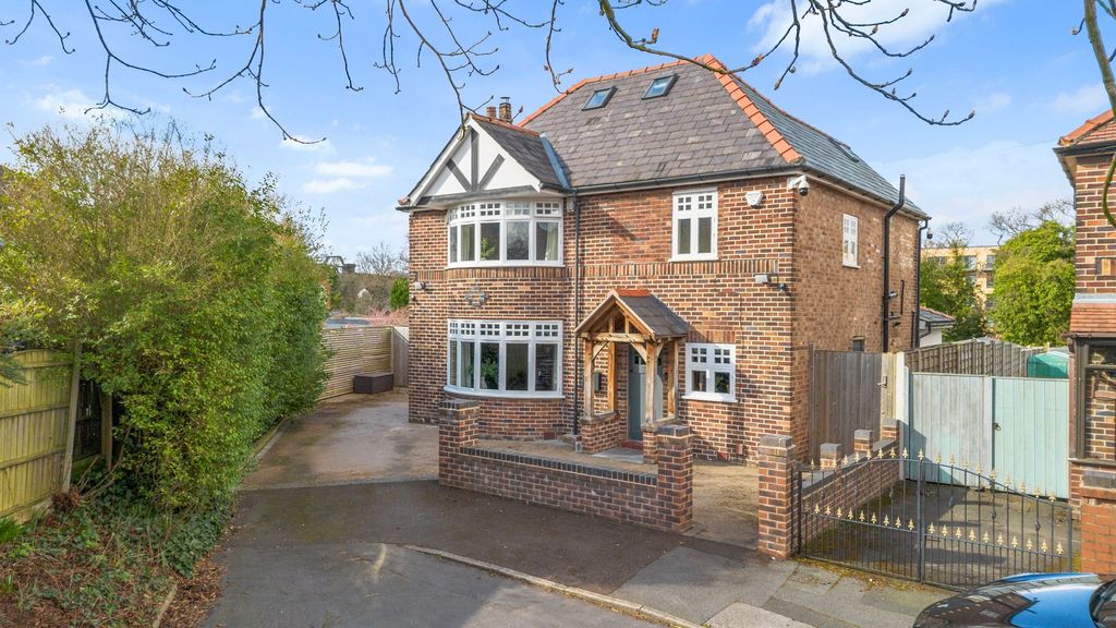 Property photo 1 of 35