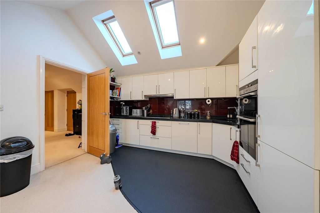 Property photo 2 of 14 Picture No. 06