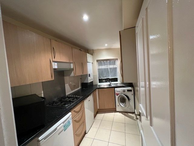 Property photo 3 of 4