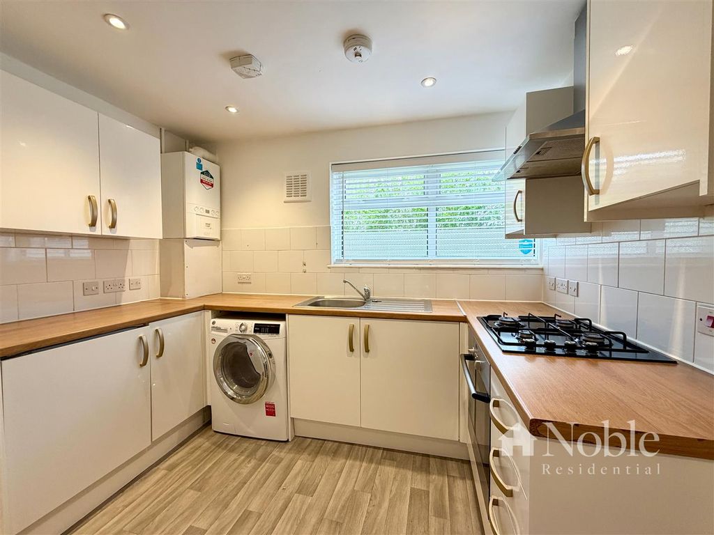 Property photo 2 of 12 Kitchen Area