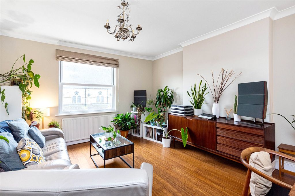 Property photo 1 of 10 Picture No. 01