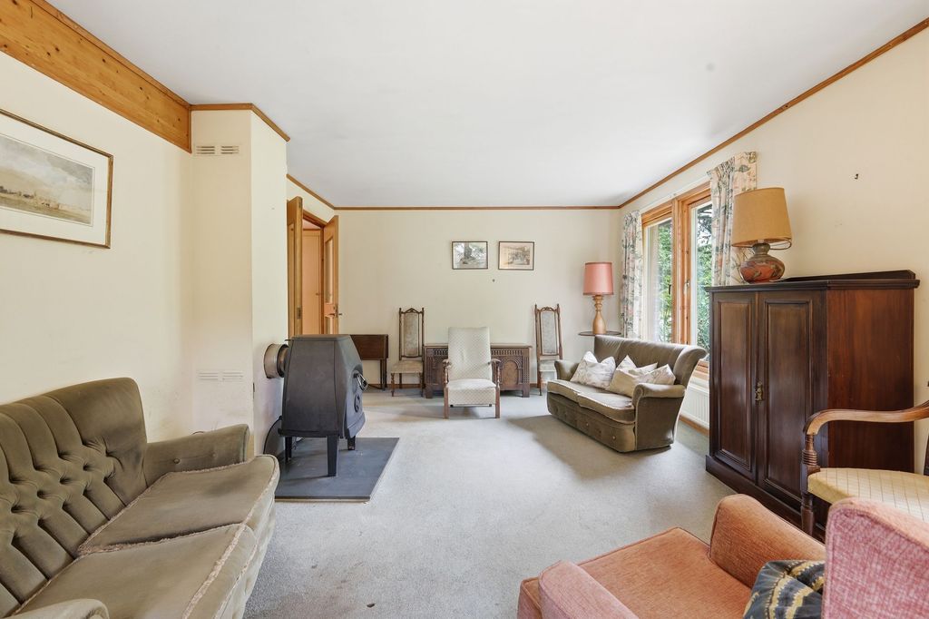 Property photo 3 of 45
