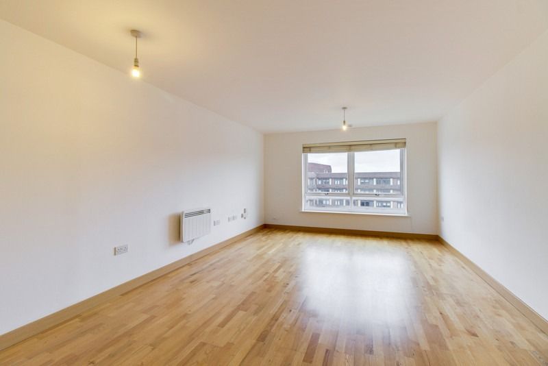 Property photo 3 of 9 4818226