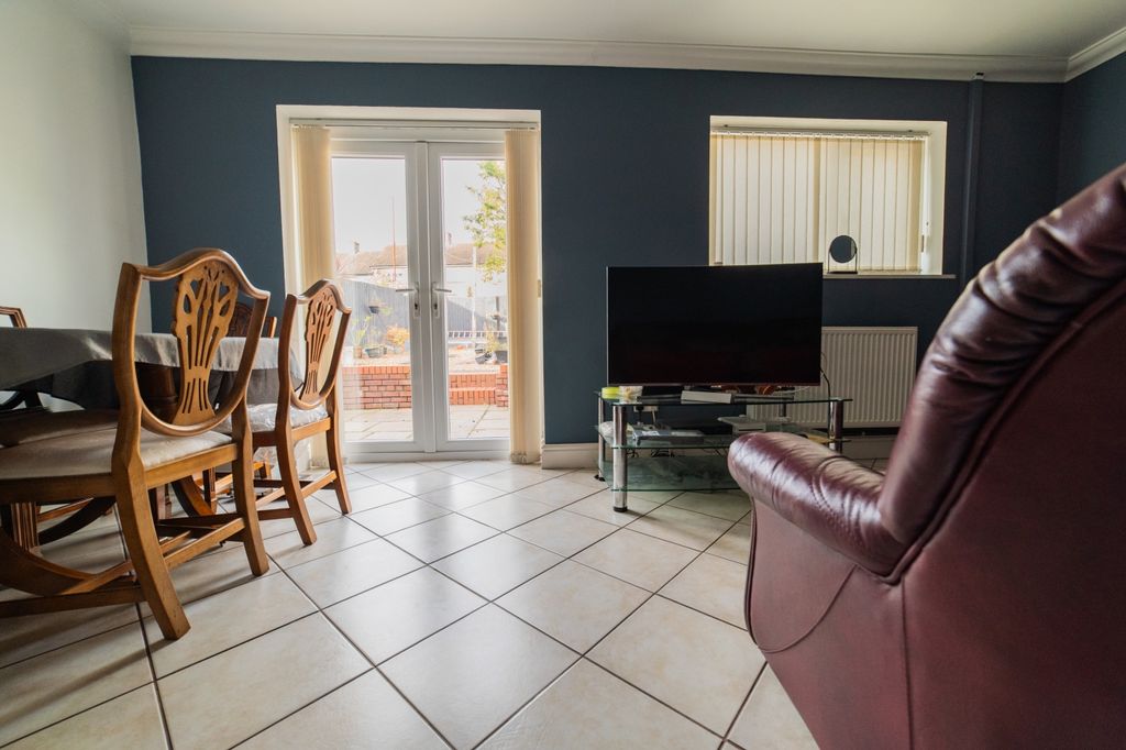 Additional image 6 of 3 bed semi-detached house for saleGreenway Road, Rumney CF3