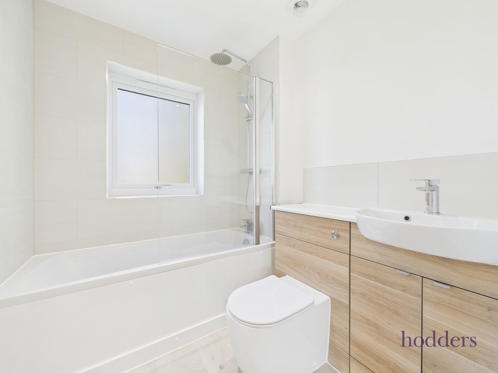 Property photo 3 of 39 Picture No. 33