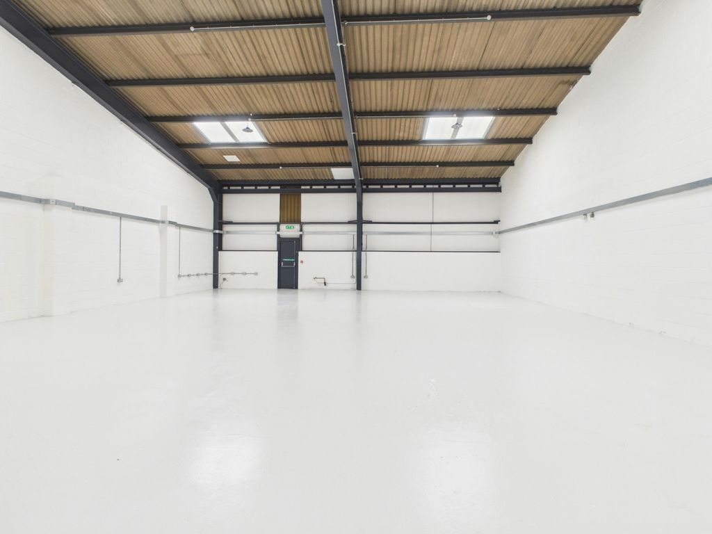 Property photo 3 of 15 Cam05096G0-Pr0023-Still004.Jpg