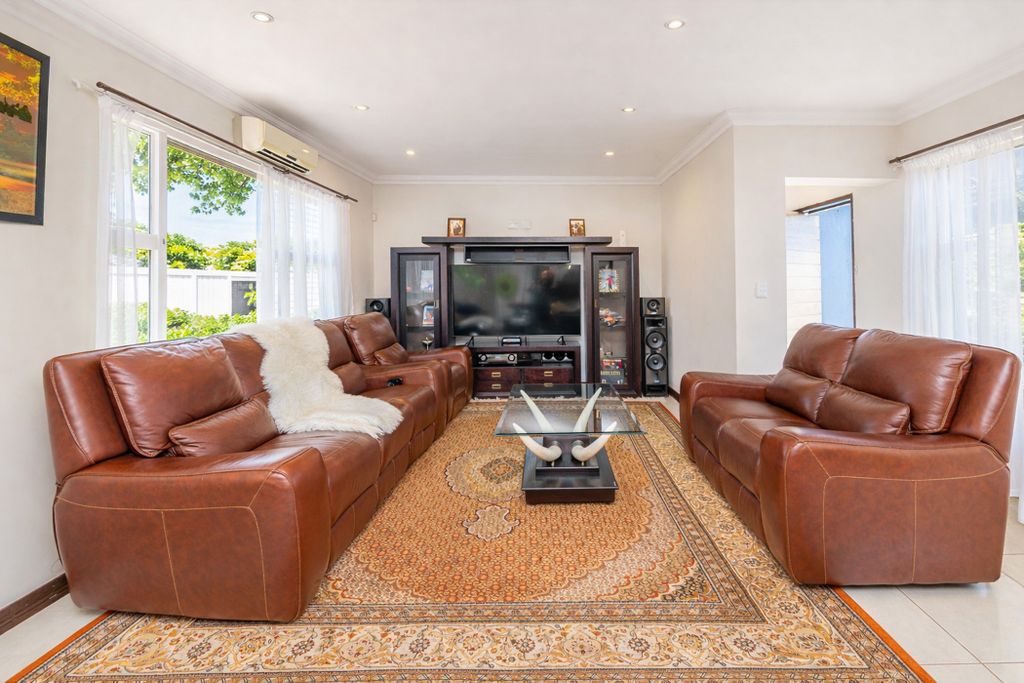 Property photo 2 of 38 Pt1733023