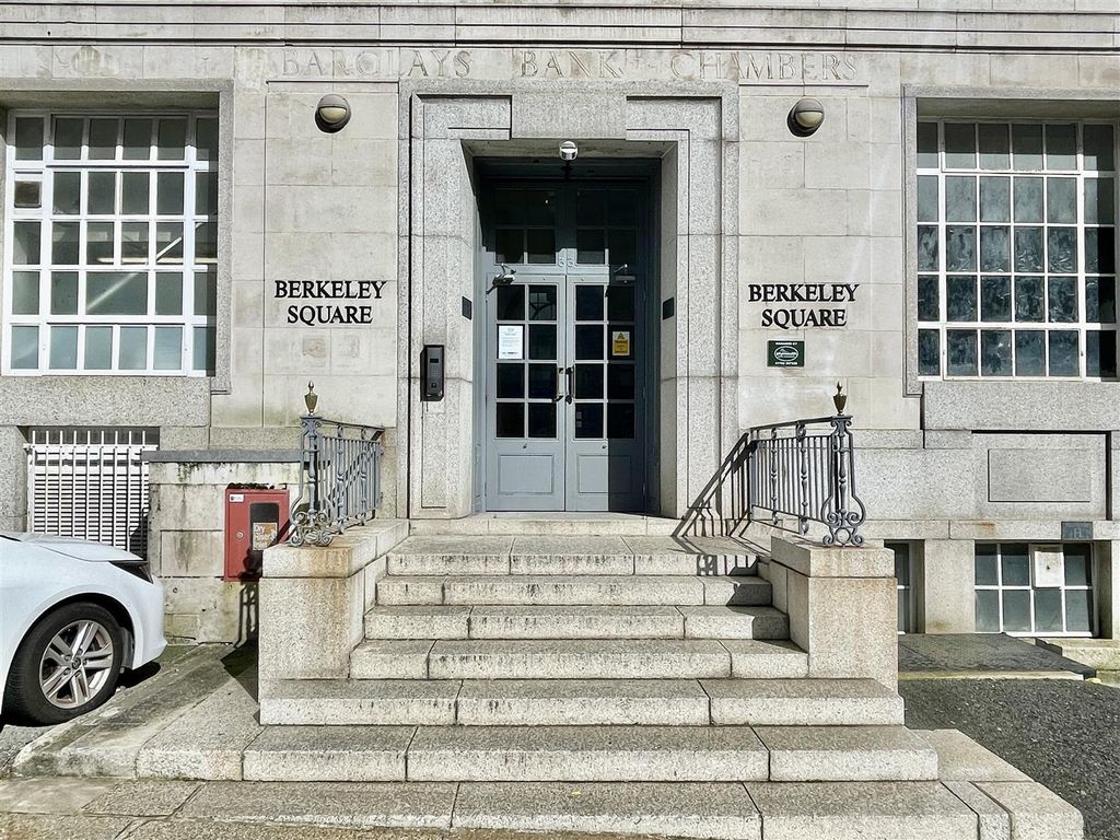 Property photo 2 of 19 Fullsizerender.Jpeg