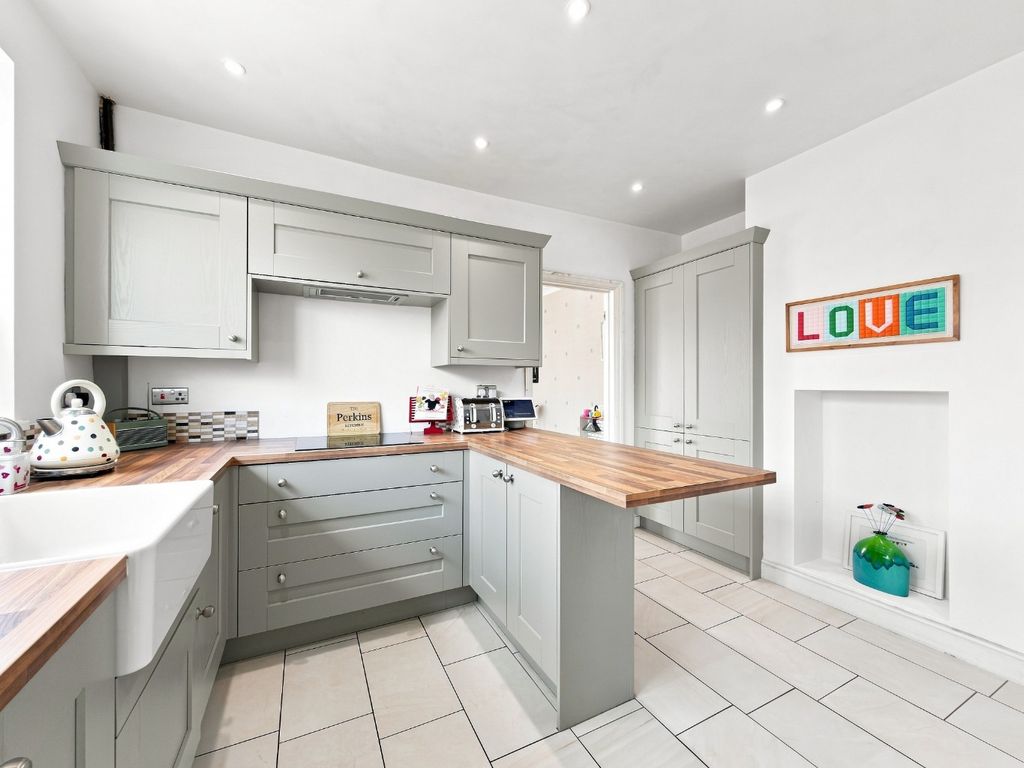 Property photo 2 of 21 5086999