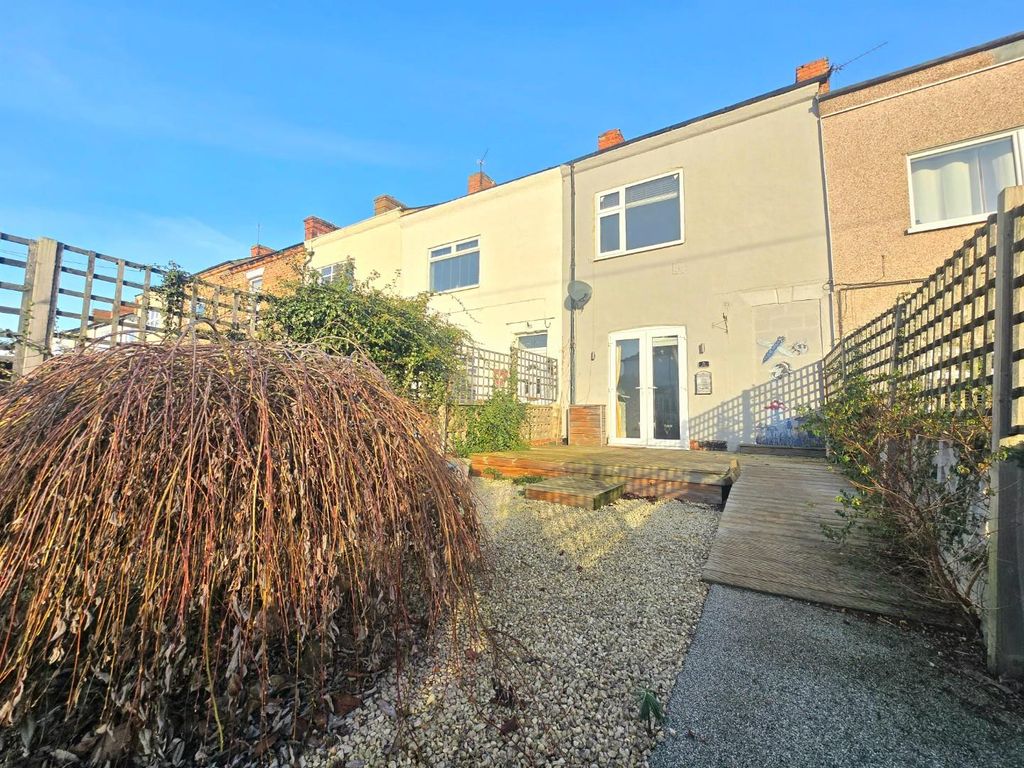 Property photo 1 of 16 Front