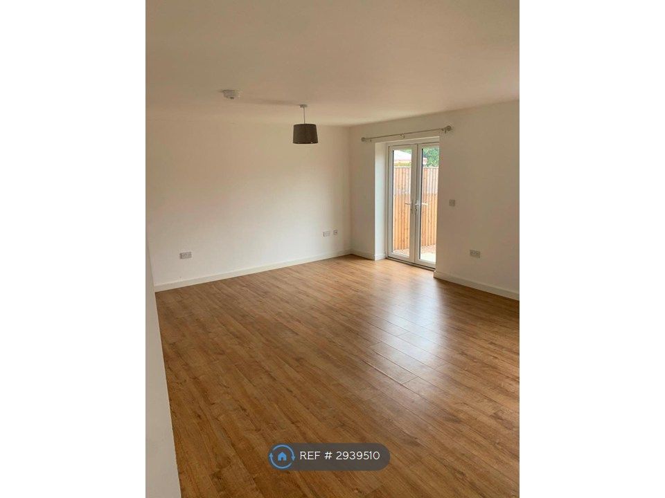 Property photo 2 of 16 Open Plan Living Space