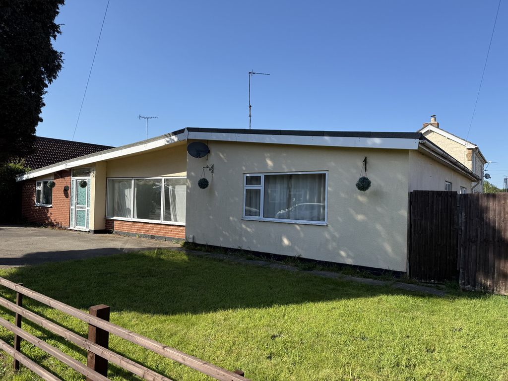 Property photo 1 of 34