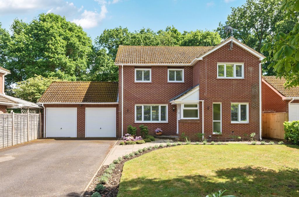 Property photo 1 of 23 1466743-69-6A2144...
