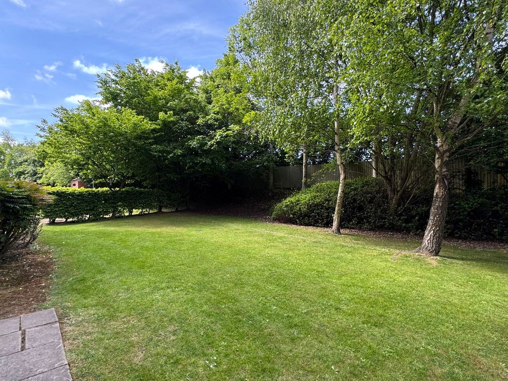Property photo 2 of 4