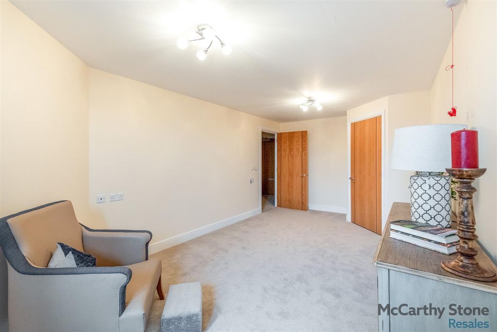 Property photo 3 of 31 x-3.Jpg