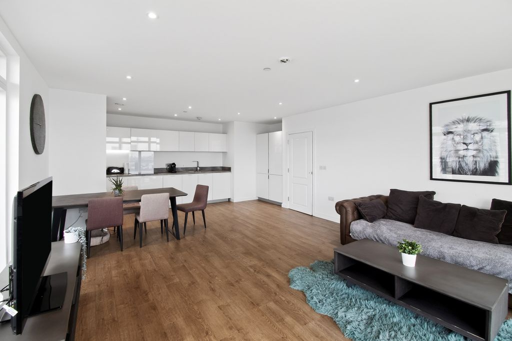 Property photo 2 of 20 Open Plan Living