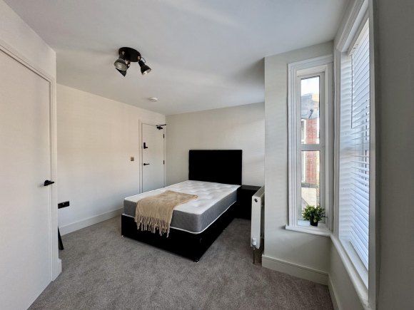 Property photo 2 of 19 9566594.Jpg