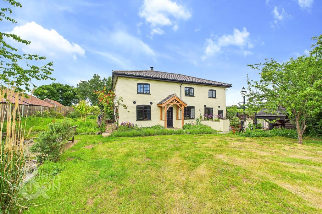 Property photo 1 of 47