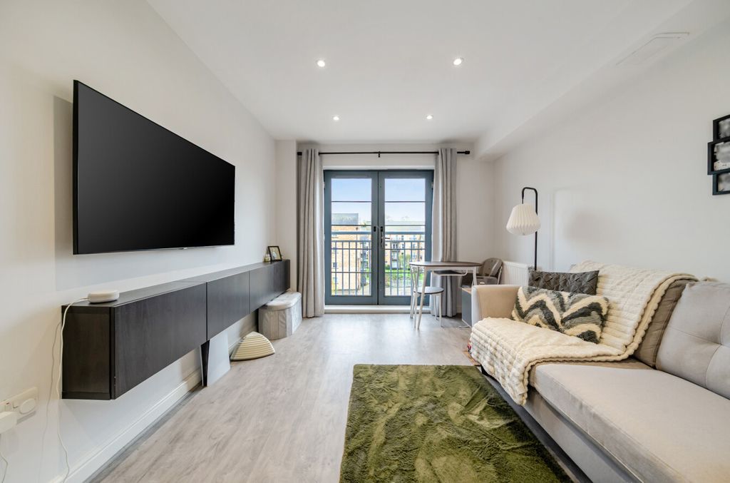 Property photo 3 of 20 1371151-3-68Fa1c5...