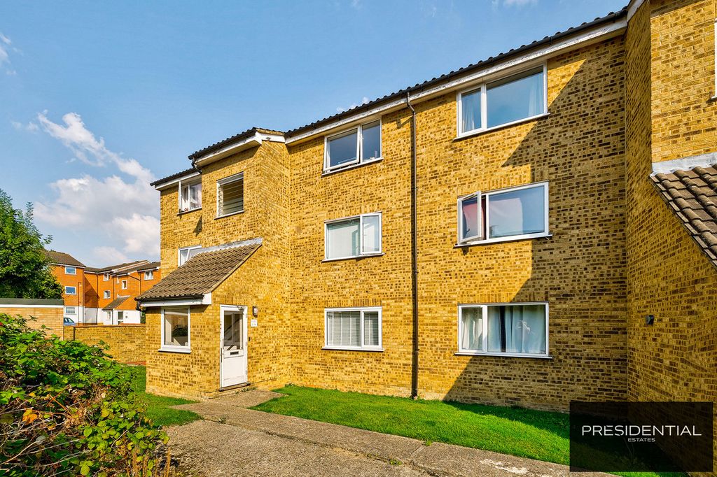 Property photo 2 of 14