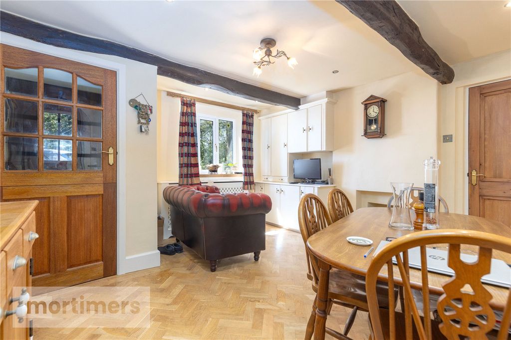 Property photo 3 of 23 Dining Room
