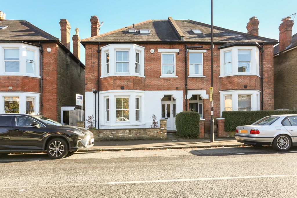 Property photo 3 of 19