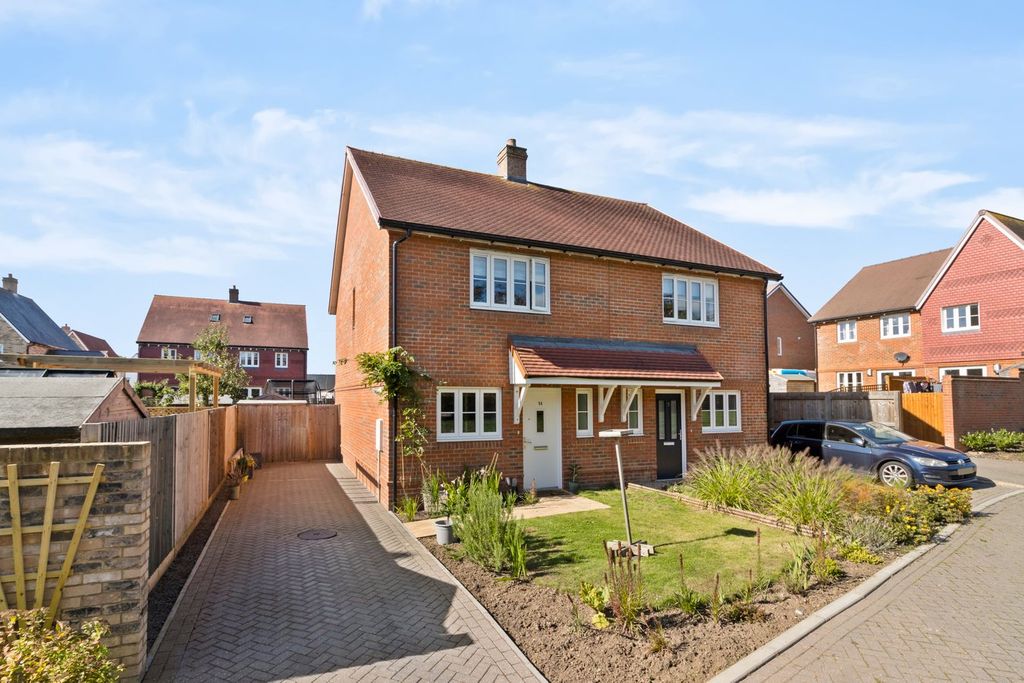 Property photo 1 of 28