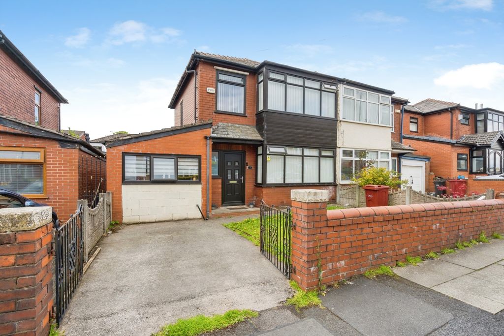 Property photo 1 of 27 Pbox-Img.Jpg