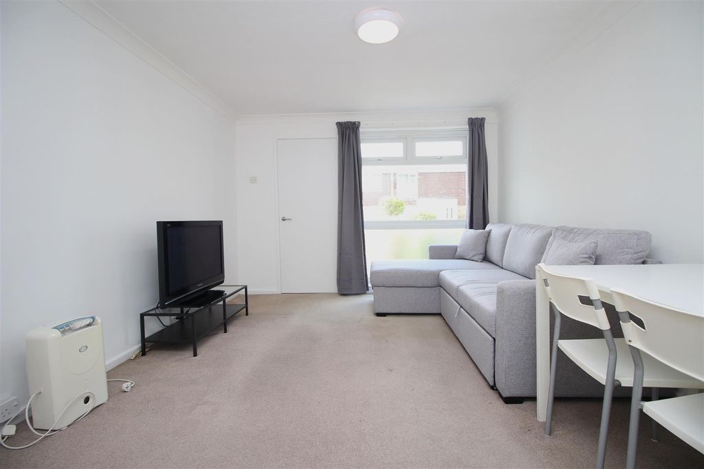 Property photo 2 of 13 Img_8774.Jpg